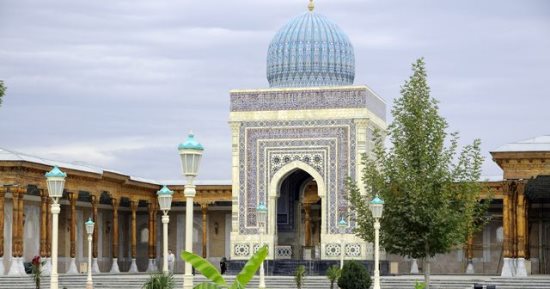 Akhir Hayat Imam Al-Bukhari dan Karamahnya Setelah Wafat